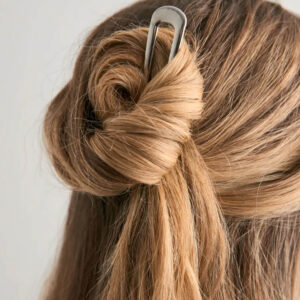 Pearl effect hair clip - Image 2