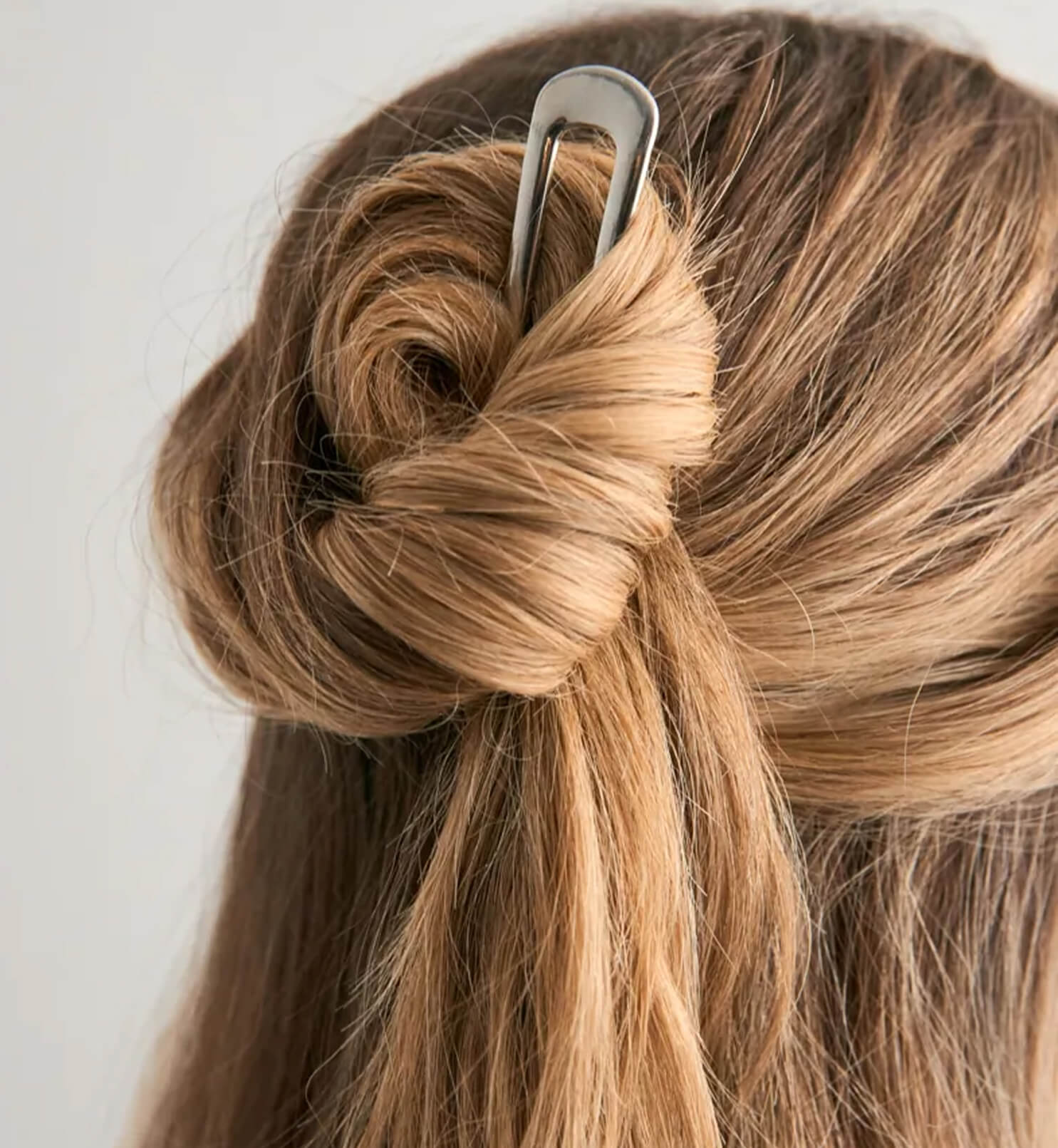 Pearl effect hair clip - Image 2