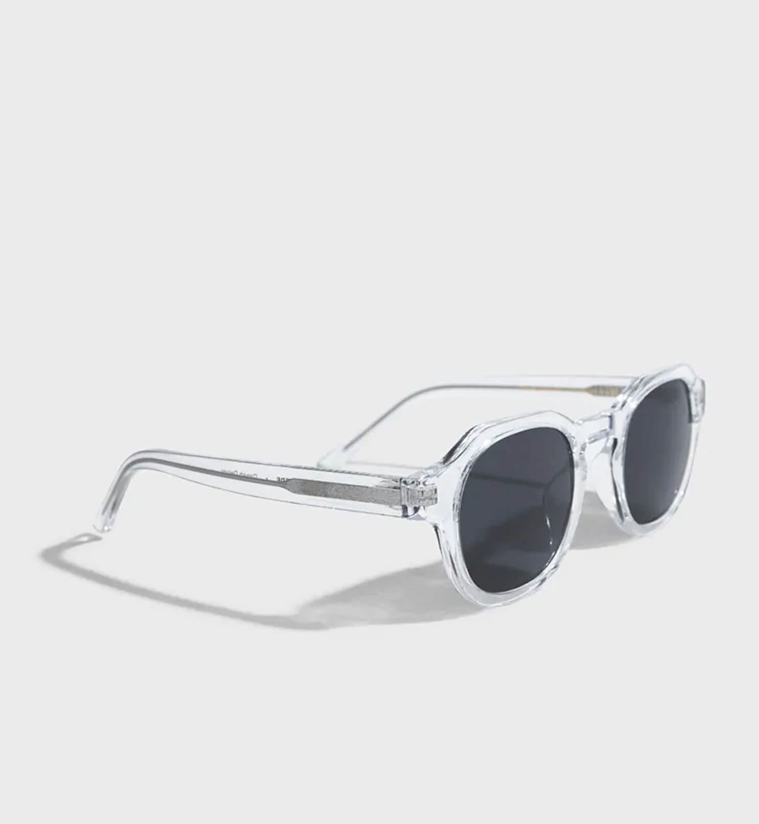 Clear frame round sunglasses - Image 2