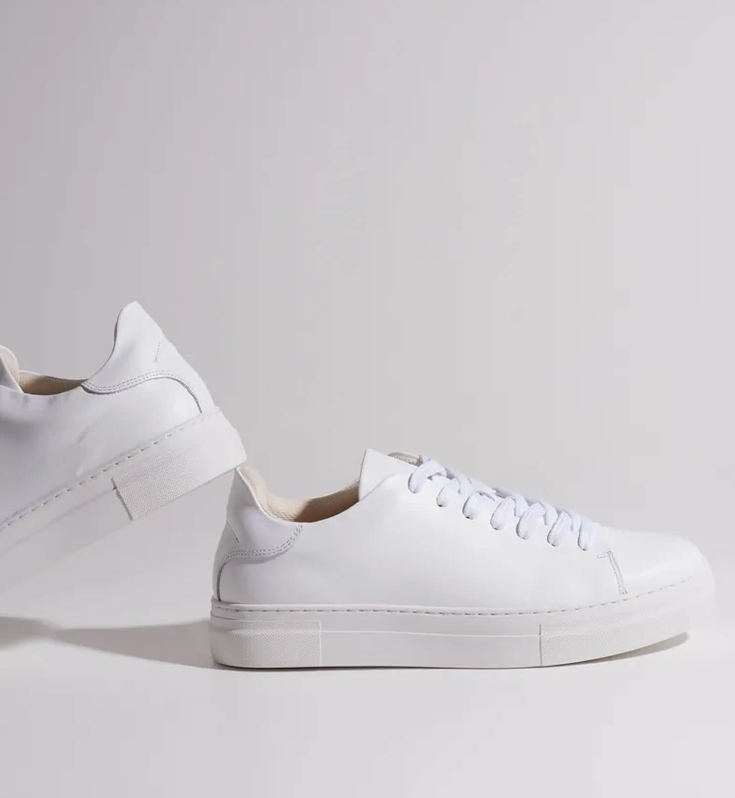 White leather sneakers - Image 2
